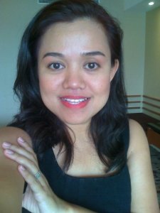 This is the face Mrs. X had to face - the picture taken on the very day I went to her gate. Now, is this an angry face? :)