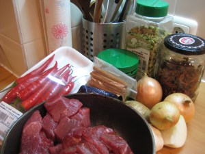 Ingredients for Enida's Krazy Lazy Serba Kekurangan Beef Rendang